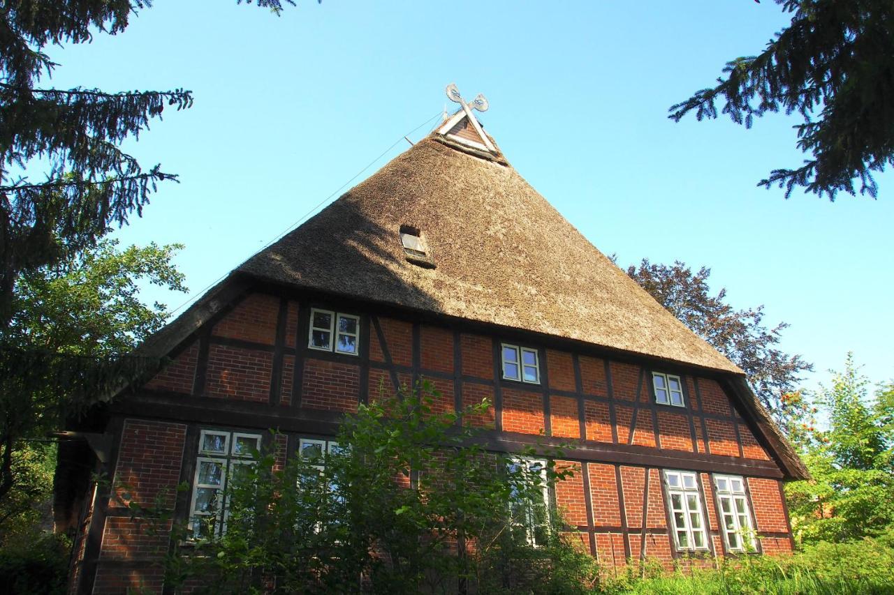 Apartment Ferien In Einem Historischen Mit Garten Mohnsen